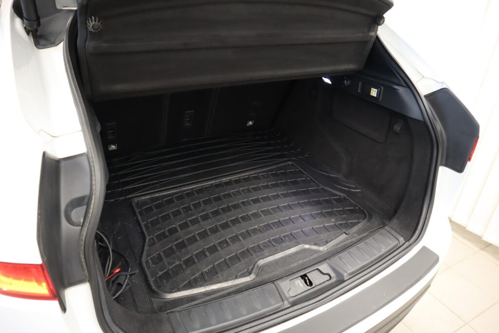 Jaguar F-PACE, image 21