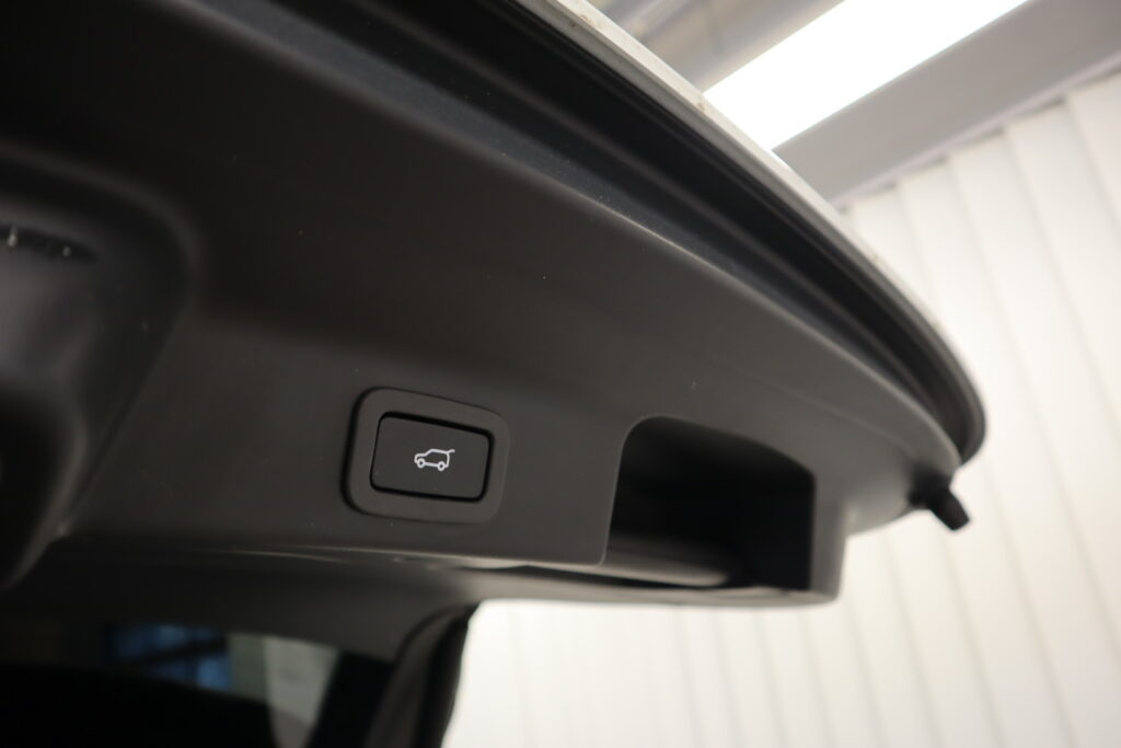 Jaguar F-PACE, image 22