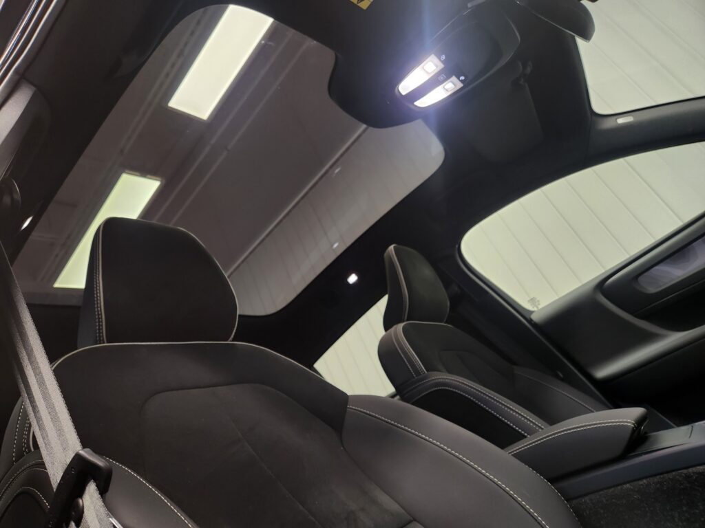 Volvo EC40, image 10