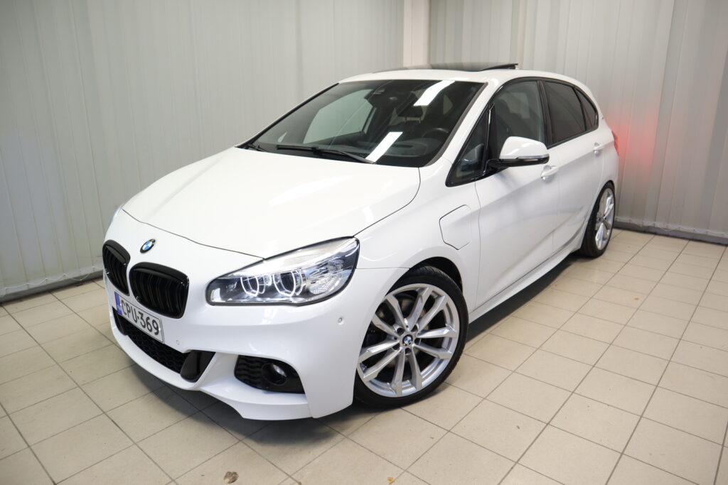 BMW 225, image 2