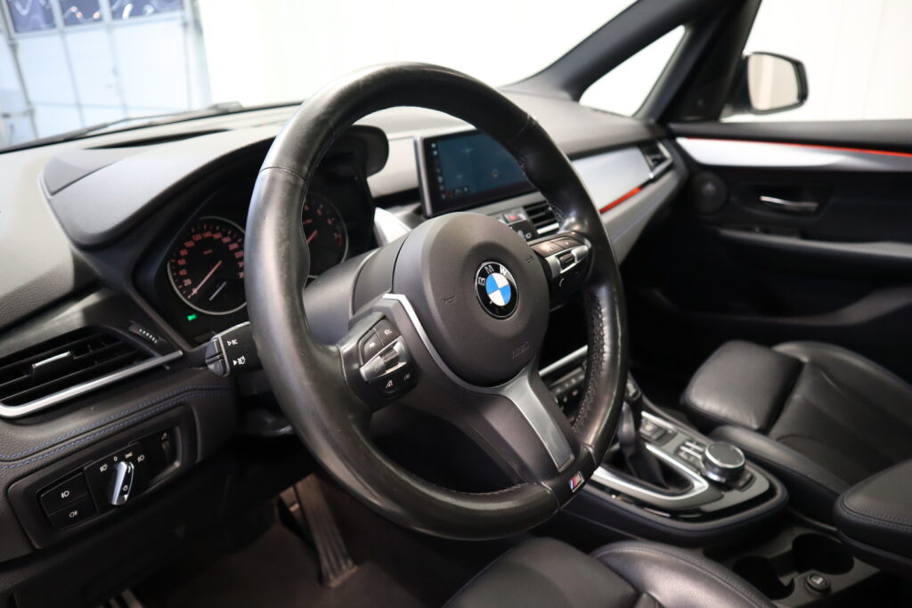 BMW 225, image 5