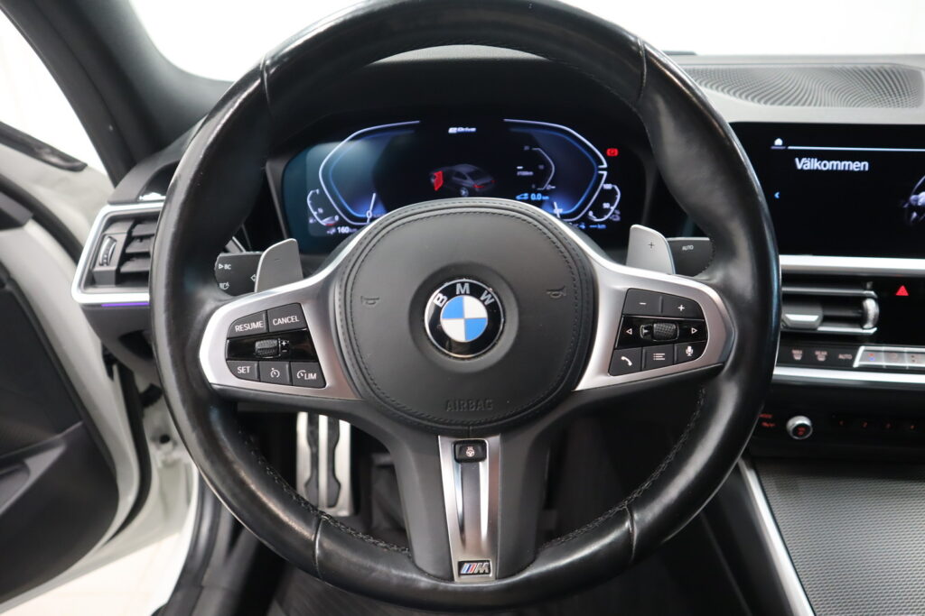 BMW 330, image 12