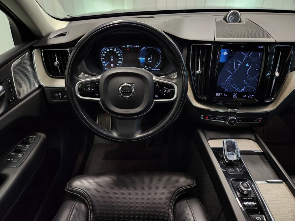 Volvo XC60, image 13