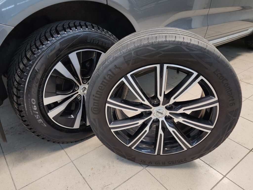 Volvo XC60, image 25