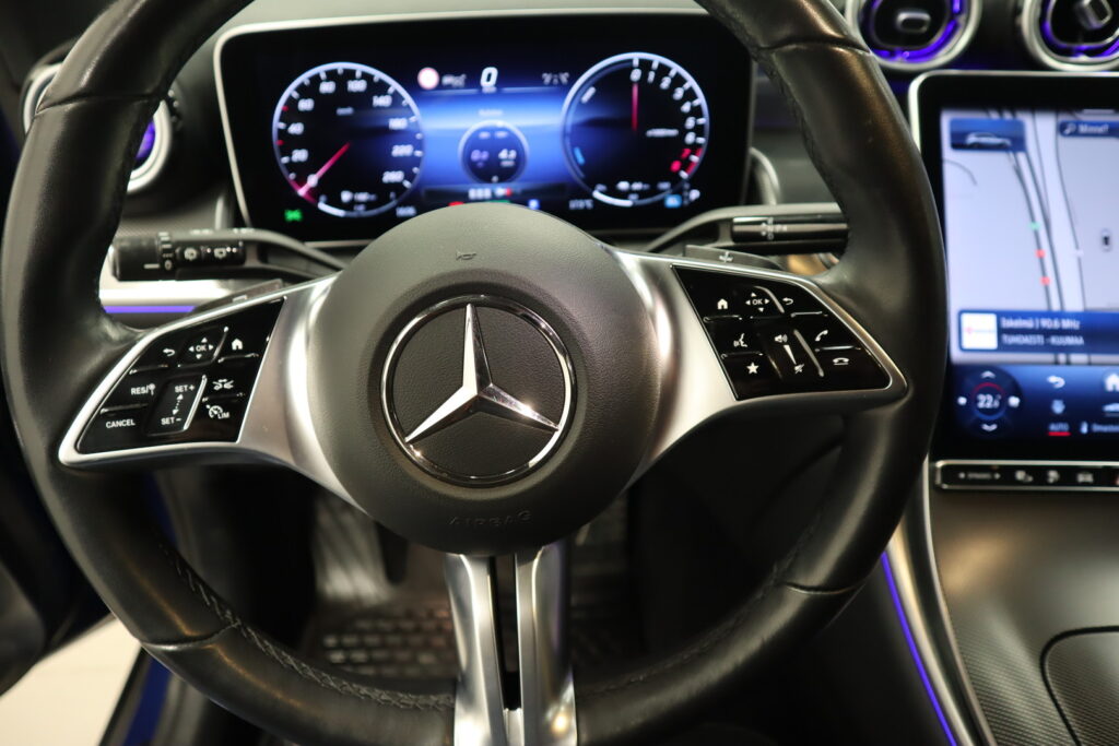 Mercedes-Benz GLC, image 13