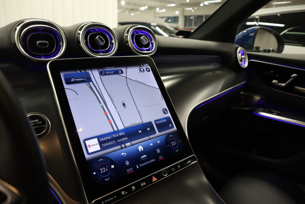 Mercedes-Benz GLC, image 14