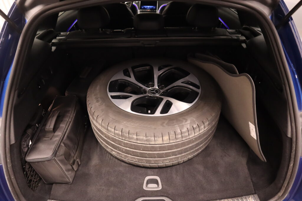 Mercedes-Benz GLC, image 21