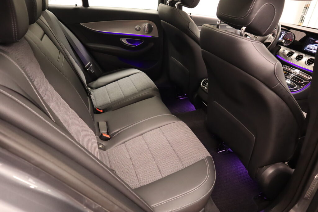 Mercedes-Benz E, image 10