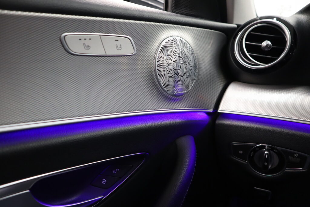 Mercedes-Benz E, image 18