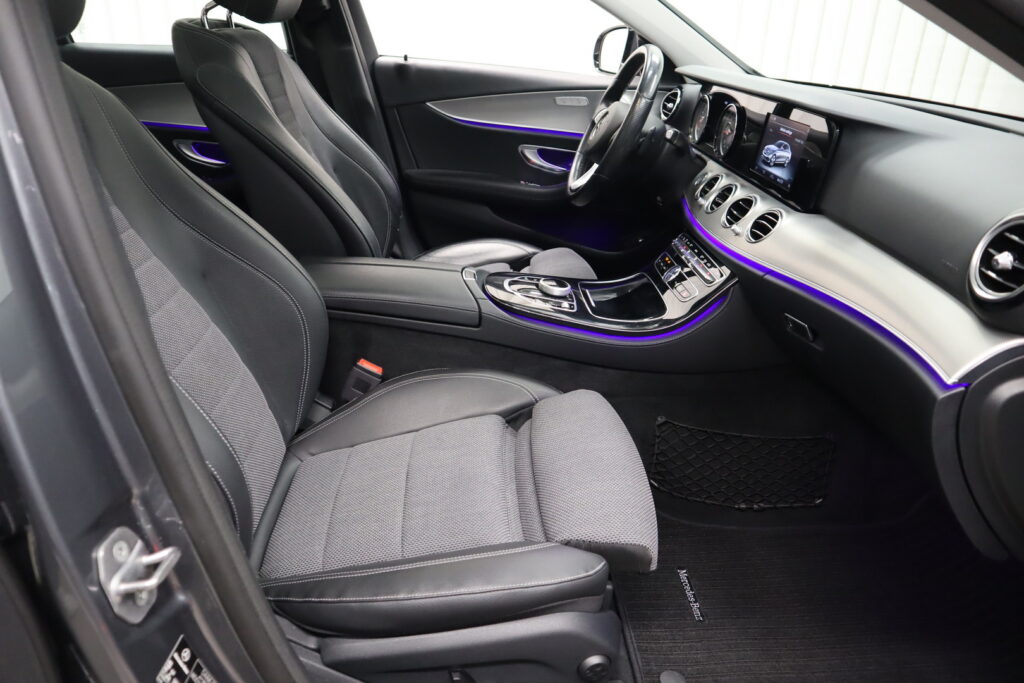 Mercedes-Benz E, image 9