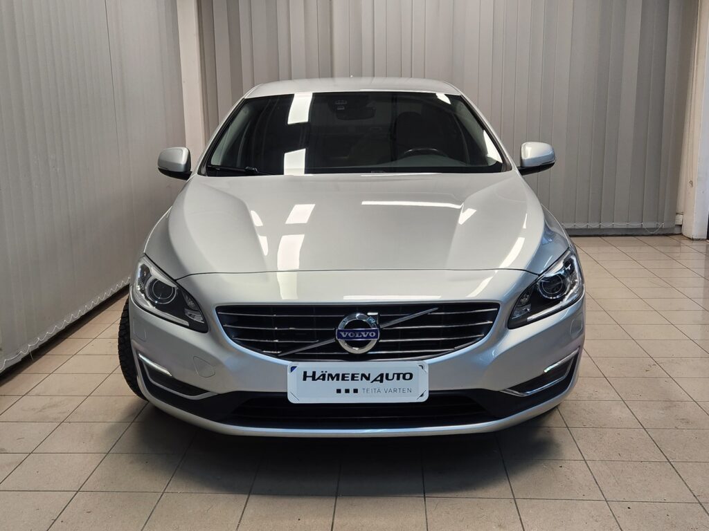 Volvo S60, image 3