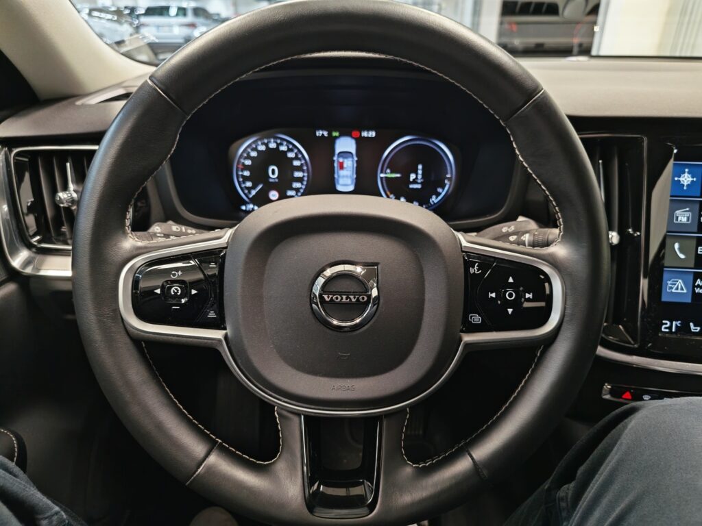 Volvo S60, image 9