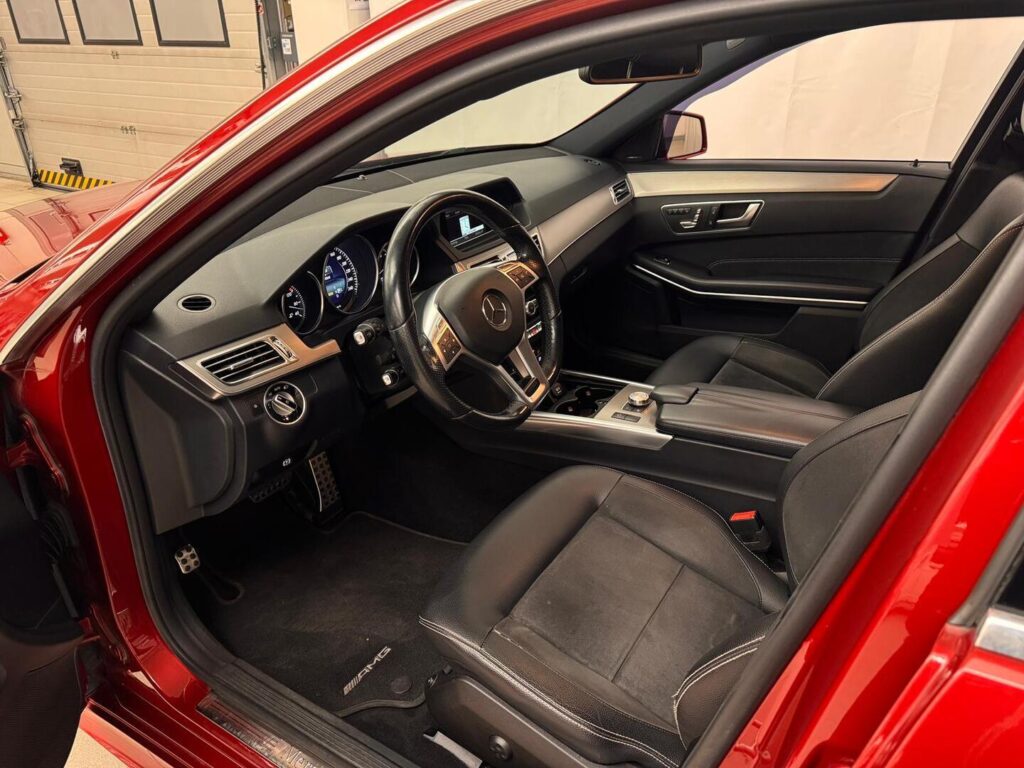 Mercedes-Benz E, image 3