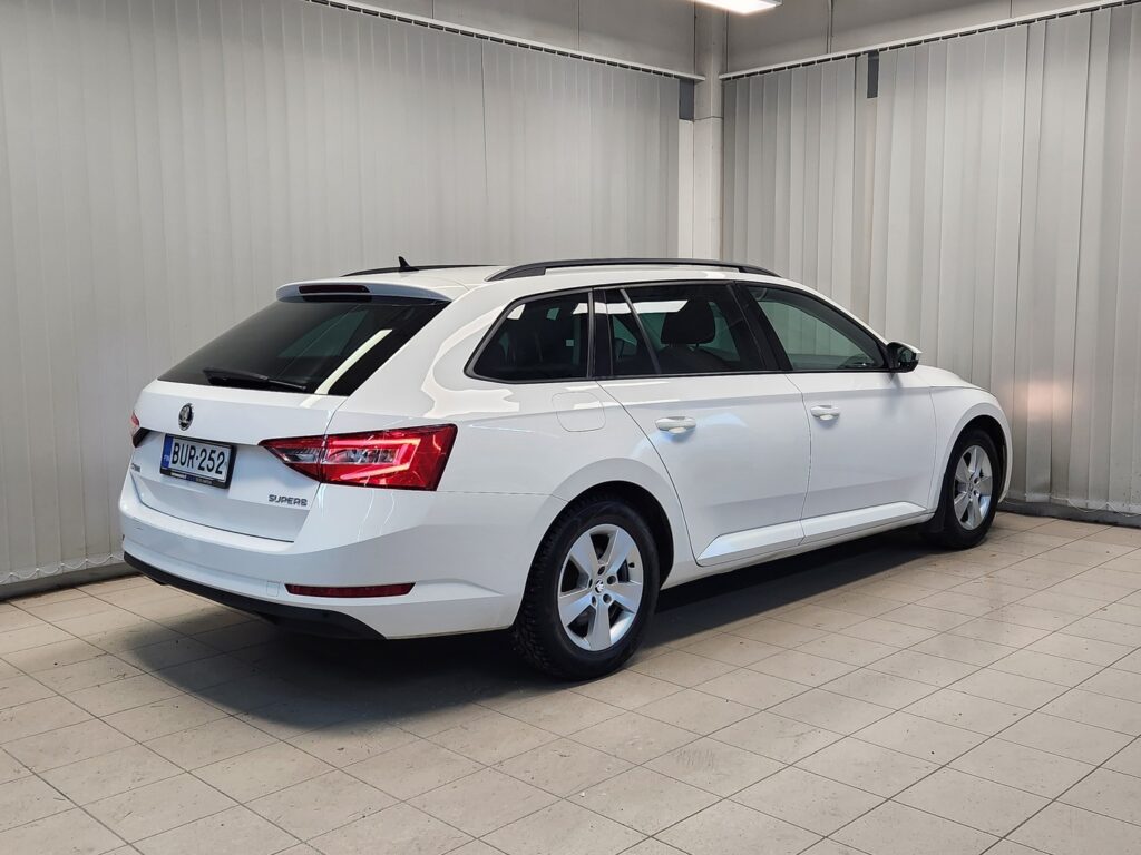 Skoda Superb, image 4