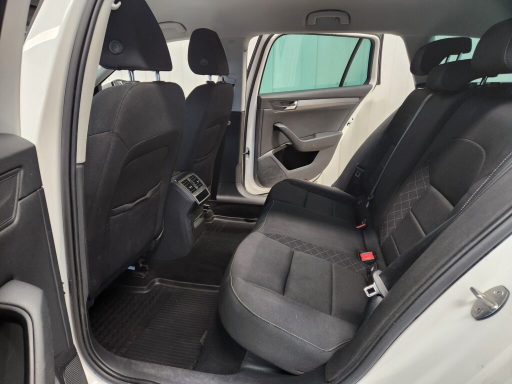 Skoda Superb, image 6