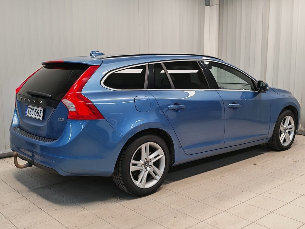 Volvo V60, image 2