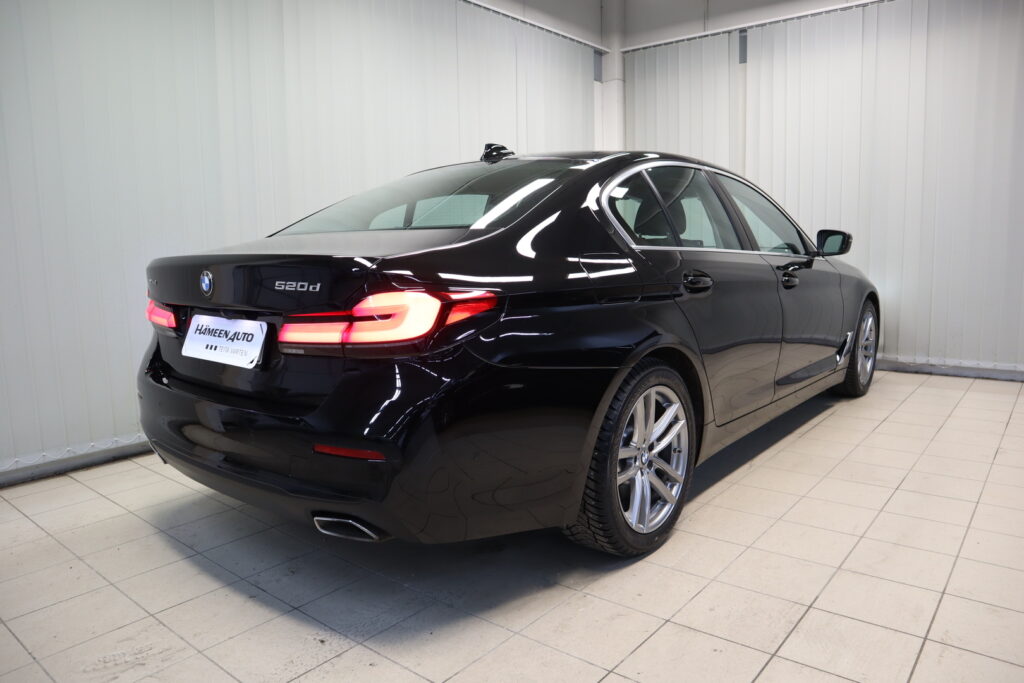 BMW 520, image 19