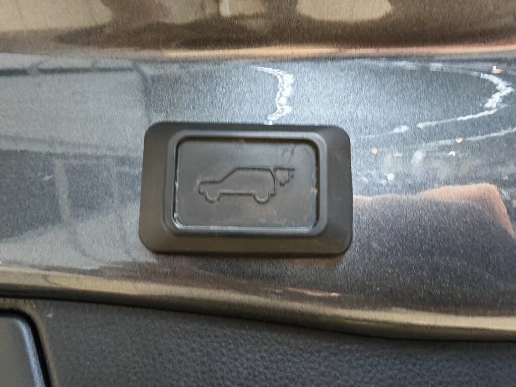 Toyota RAV4 Plug-in, image 20