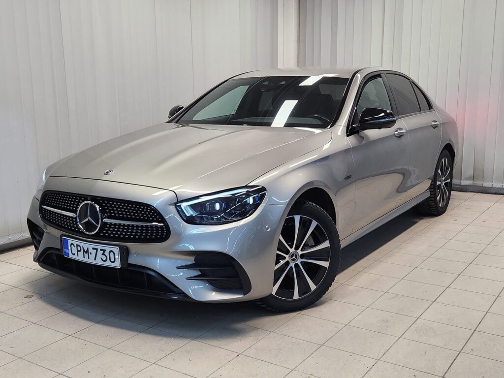 Mercedes-Benz E, image 2