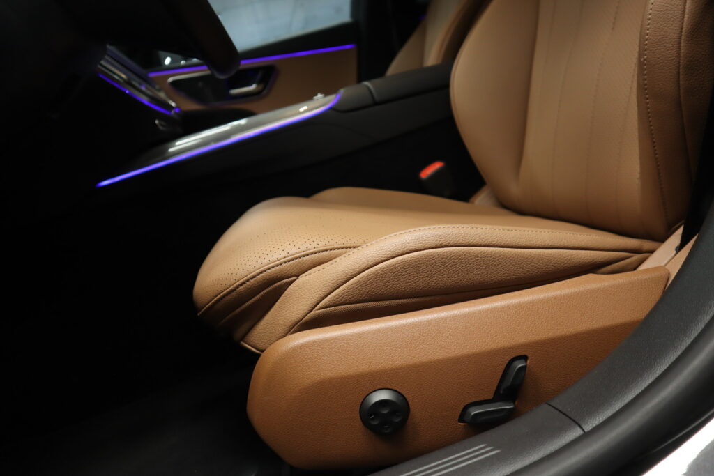 Mercedes-Benz E, image 10