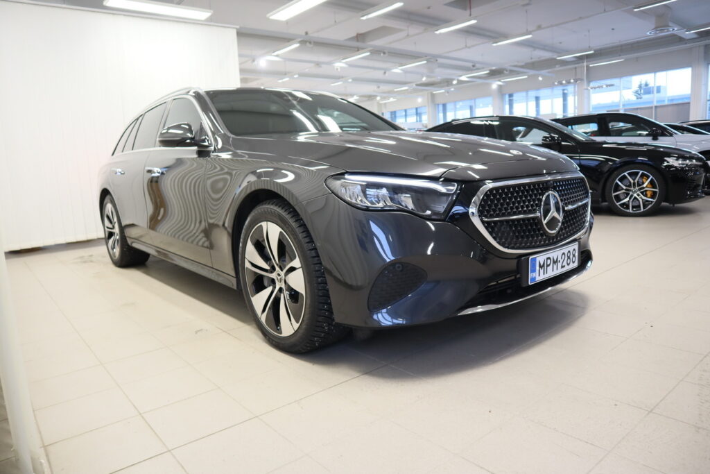 Mercedes-Benz E, image 3