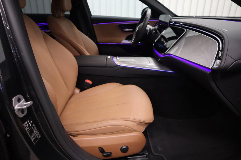 Mercedes-Benz E, image 8