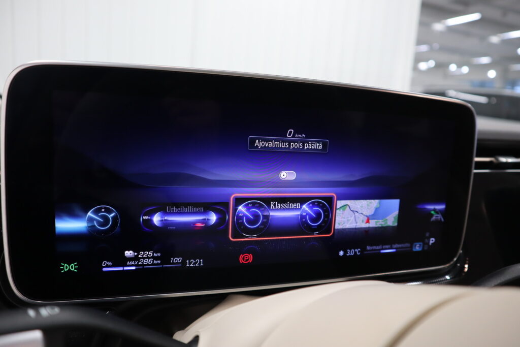 Mercedes-Benz EQS, image 16