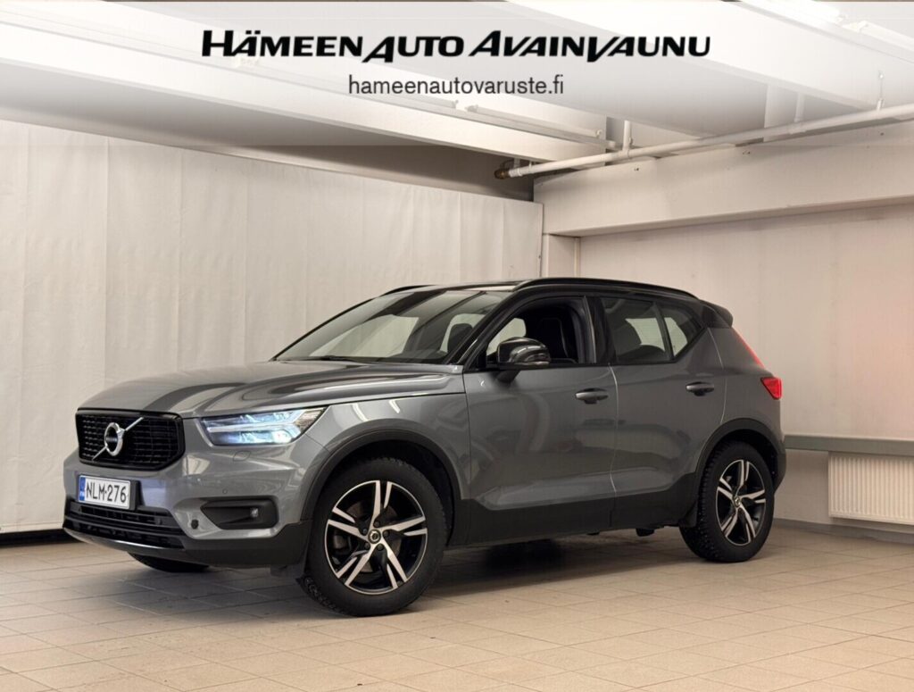 Volvo XC40, image 1