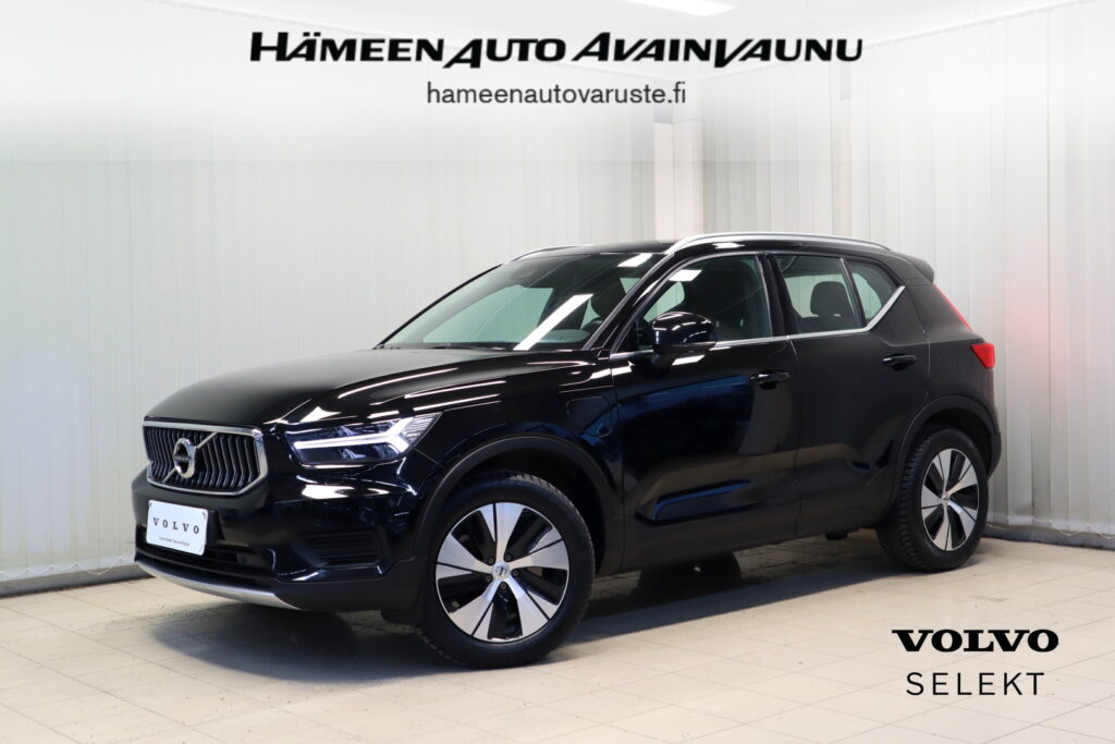 Volvo XC40, image 1