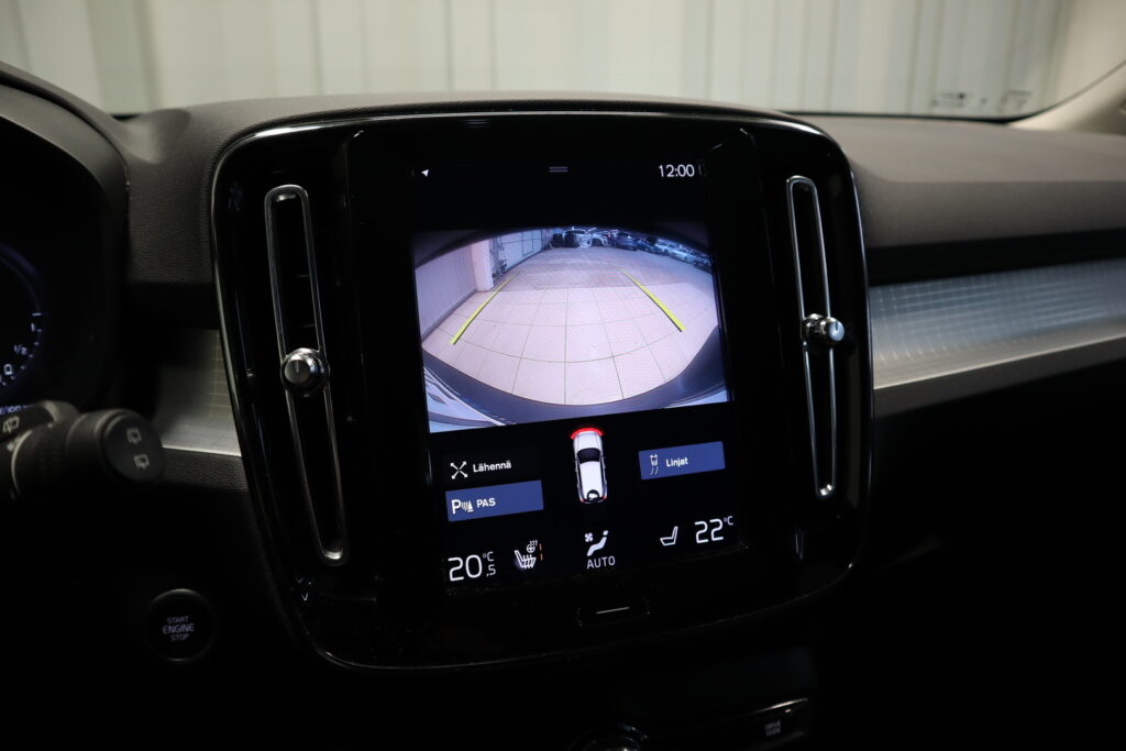 Volvo XC40, image 11