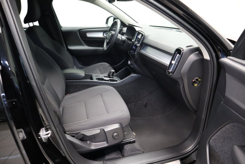 Volvo XC40, image 14
