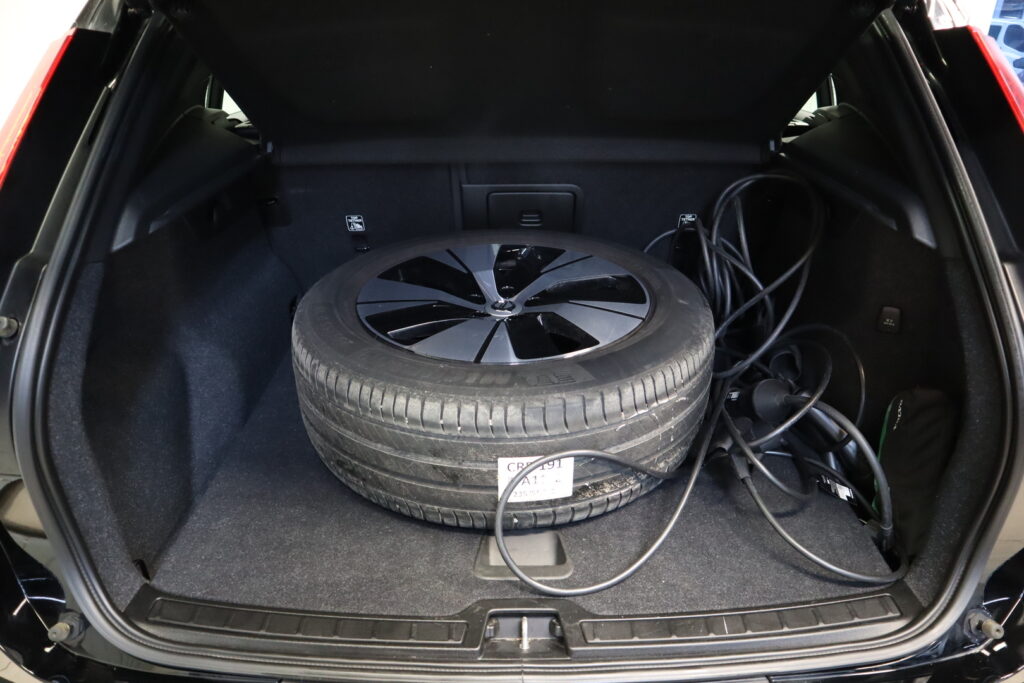 Volvo XC40, image 18