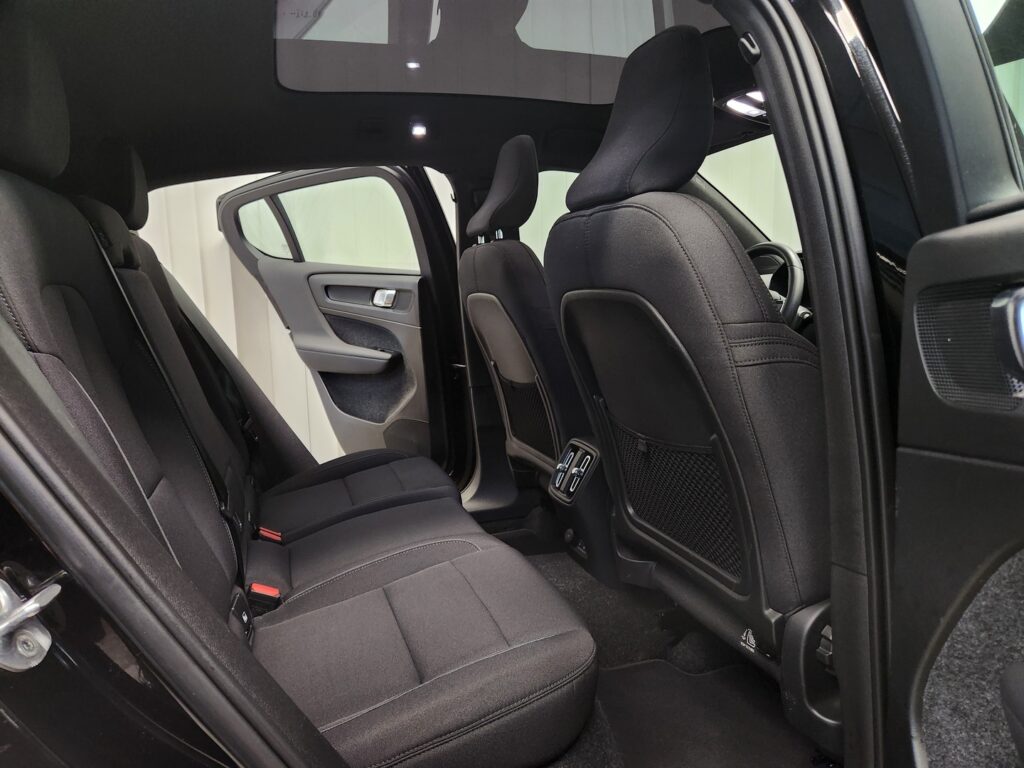 Volvo C40, image 8