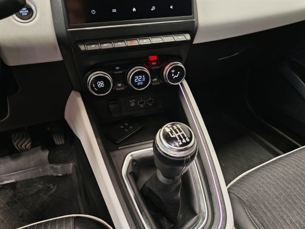 Renault Clio, image 8