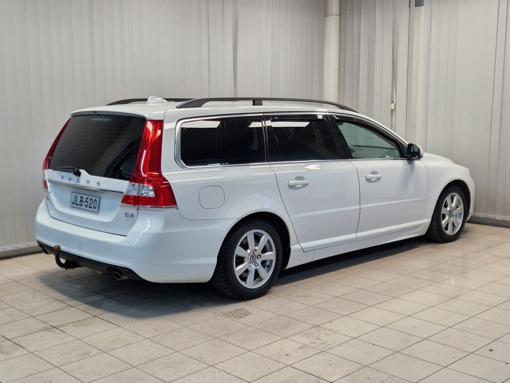 Volvo V70, image 2