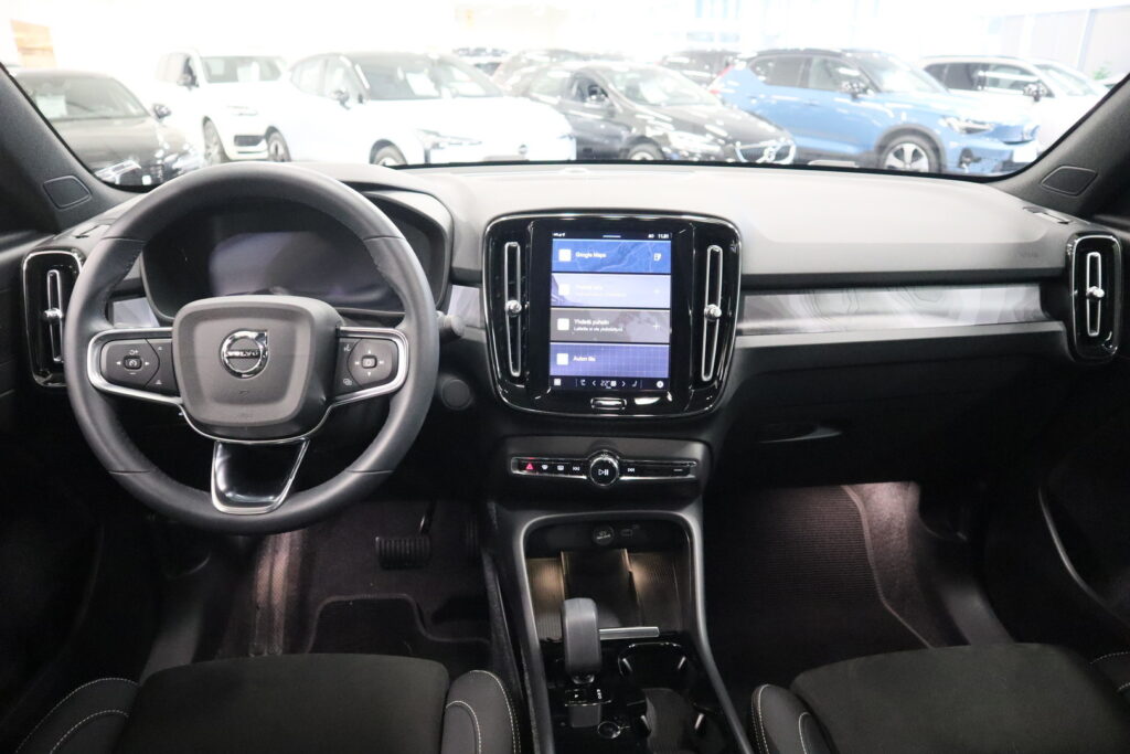 Volvo EC40, image 13