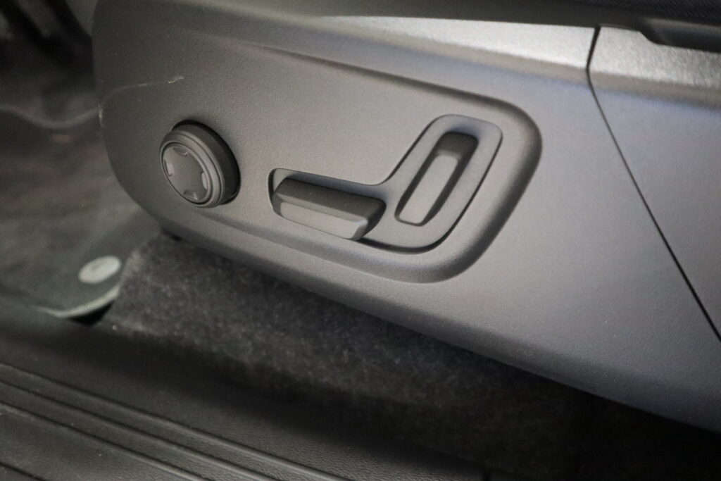 Volvo EC40, image 23