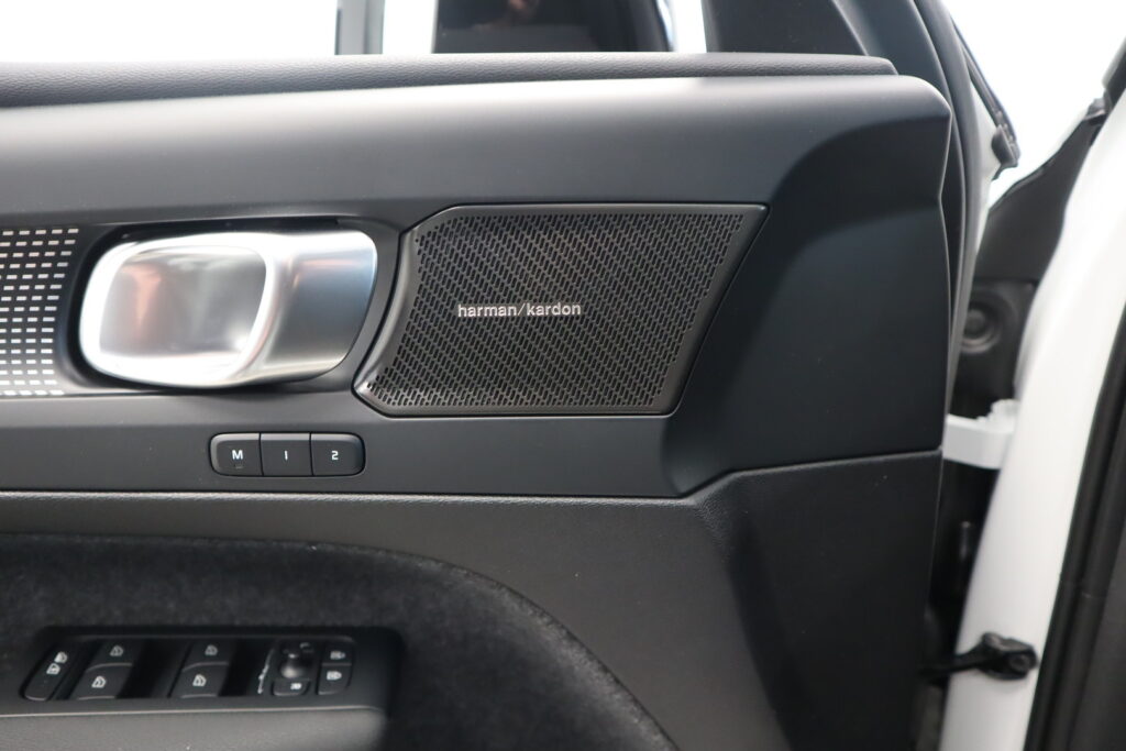 Volvo EC40, image 12