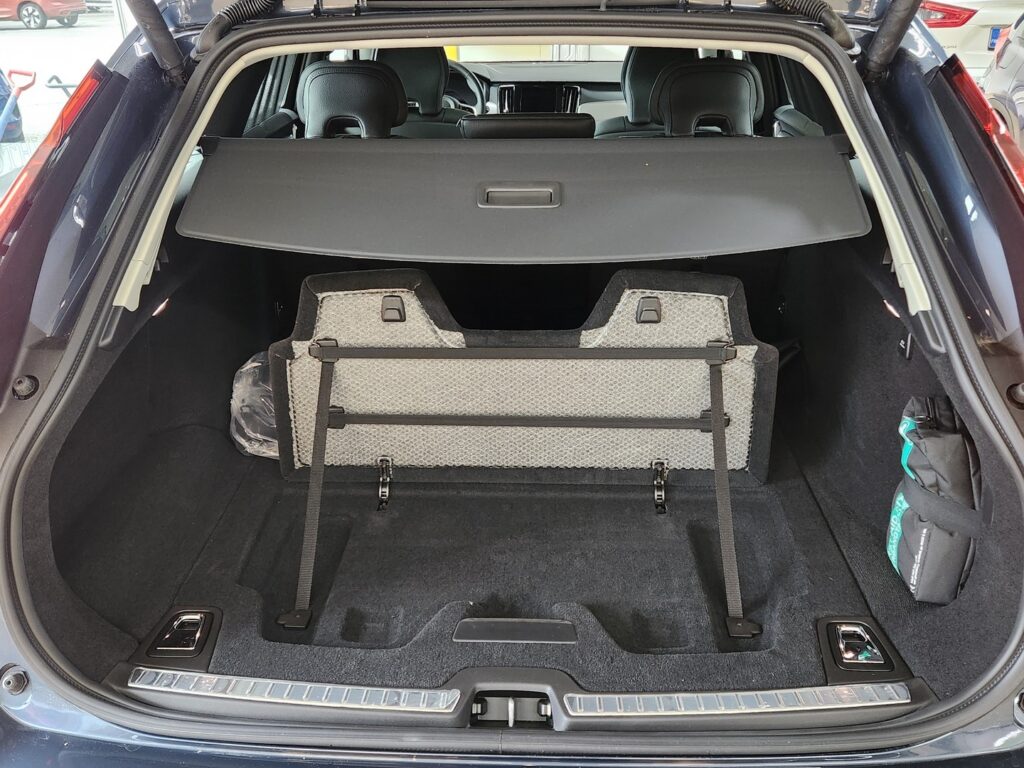 Volvo V90, image 22