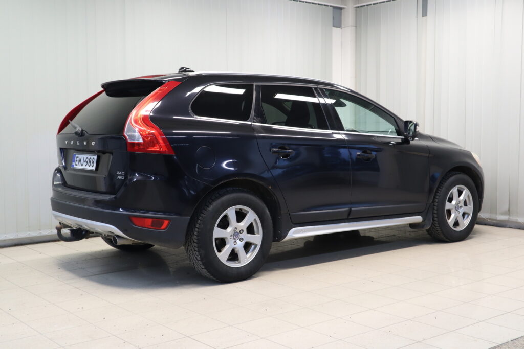 Volvo XC60, image 2