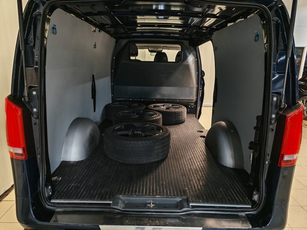 Mercedes-Benz Vito, image 16