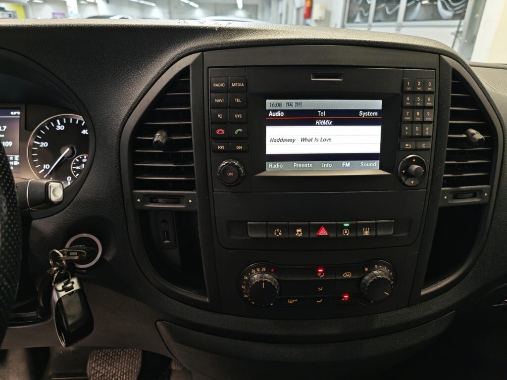 Mercedes-Benz Vito, image 9