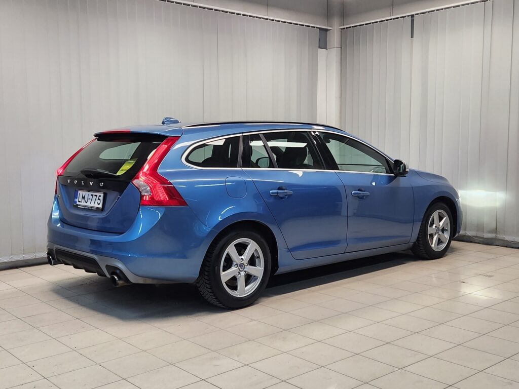 Volvo V60, image 5