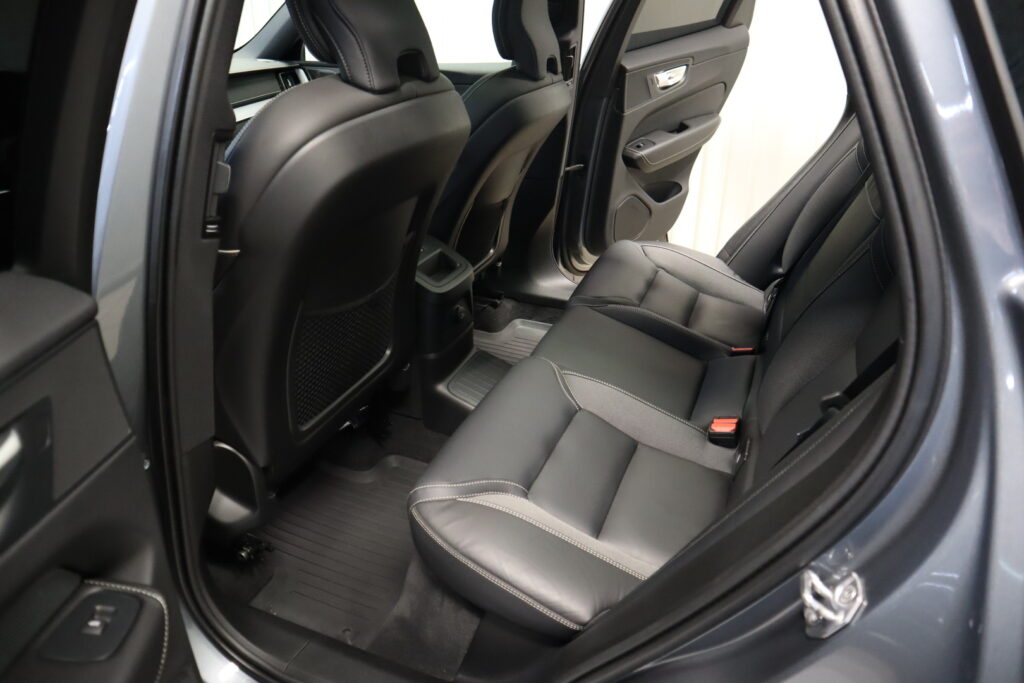 Volvo XC60, image 22