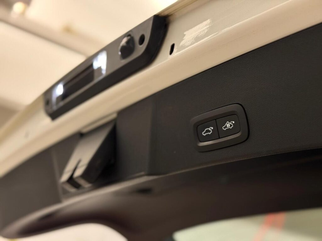 Volvo XC40, image 15