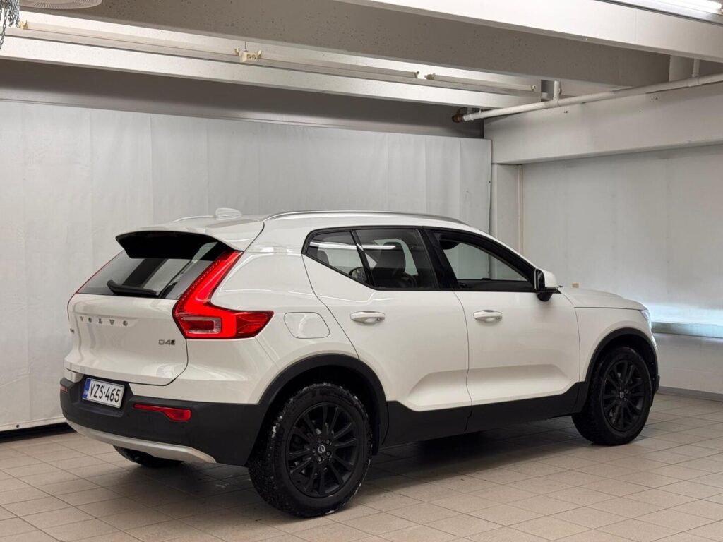 Volvo XC40, image 16