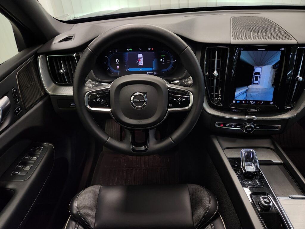 Volvo XC60, image 12