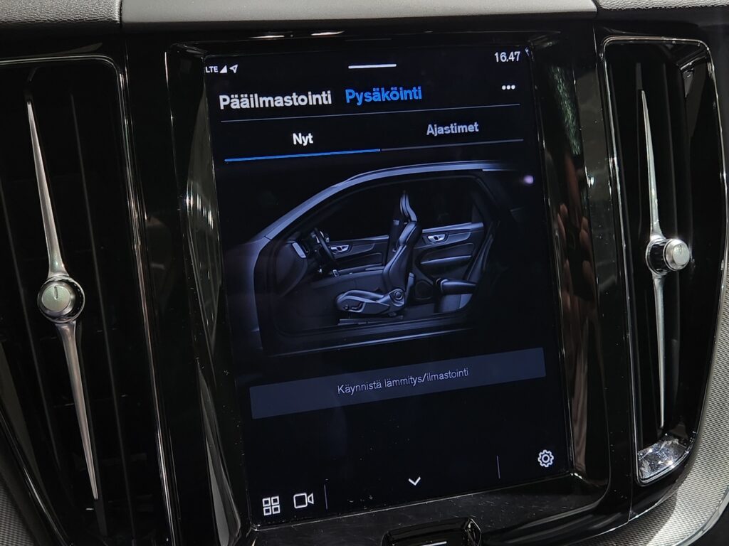 Volvo XC60, image 14