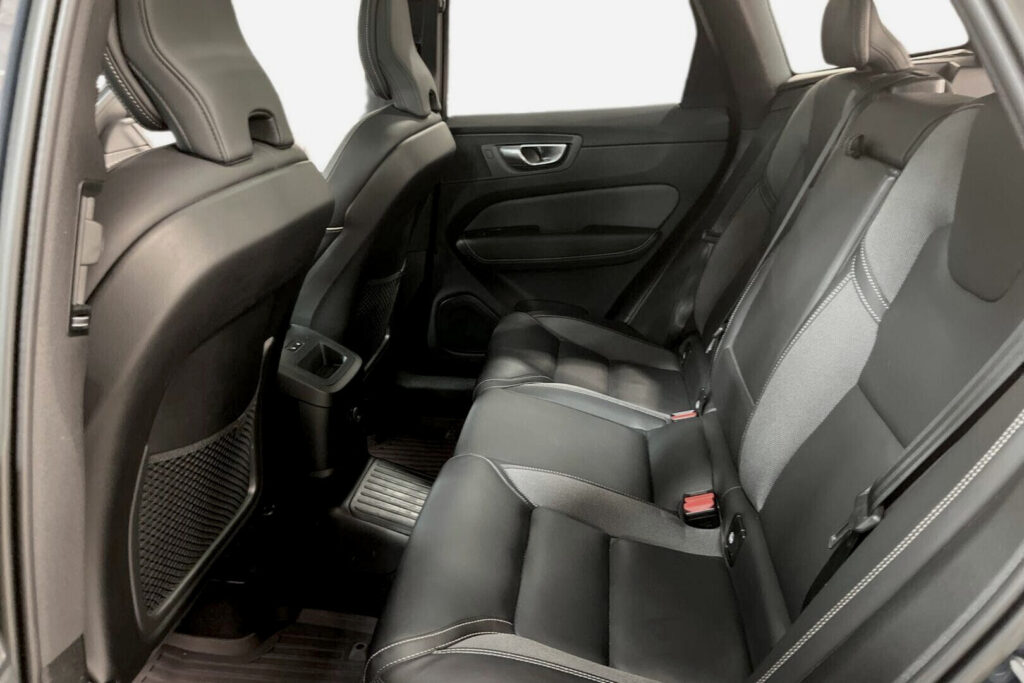 Volvo XC60, image 7