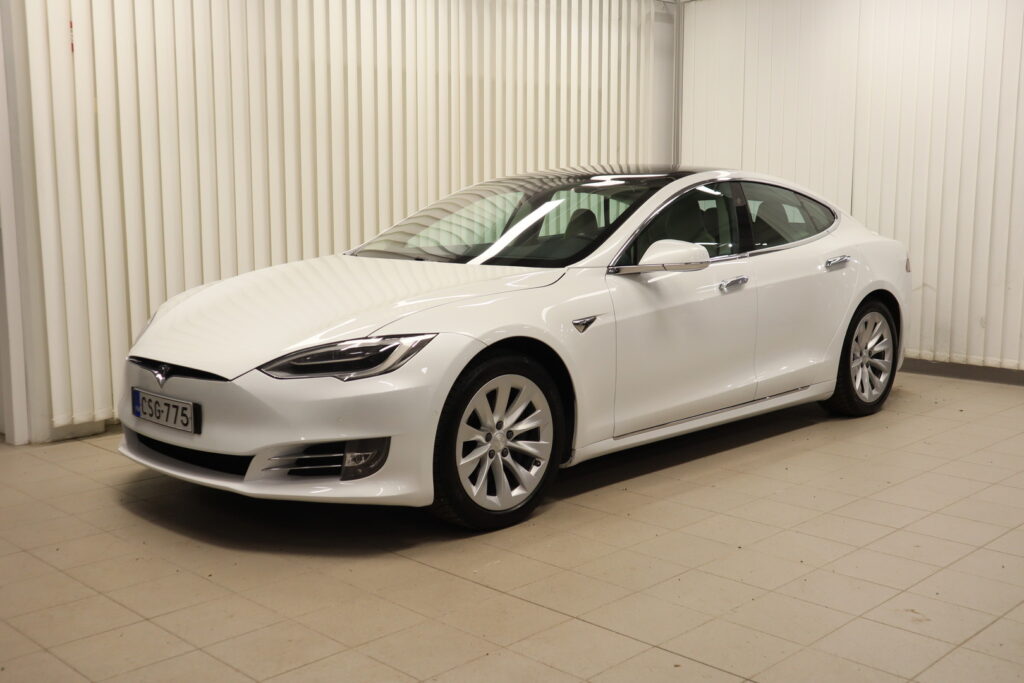 Tesla Model S, image 1